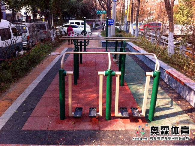 �������� ����·�� С�^(q��)���� �Ͼ��������Č��u